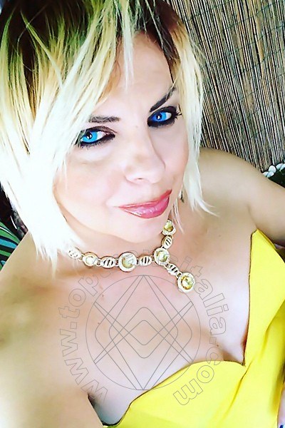 Foto selfie 93 di Chloe Prati trans Reggio Emilia