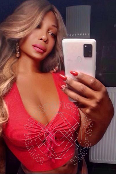 Foto selfie 5 di Aline Belinelo trans Mannheim