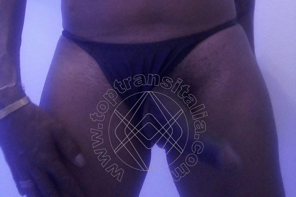 Foto selfie hot 7 di Jennifer Lopez trans Legnano