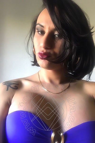 Foto selfie 3 di Miranda Pinocchio Pornostar trans Bari