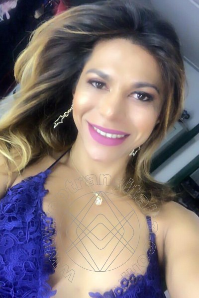 Foto selfie 6 di Danyella Alves Pornostar trans Lido Di Camaiore