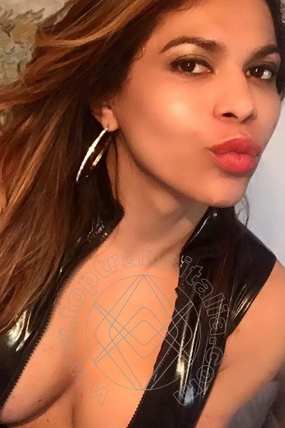 Foto selfie 13 di Danyella Alves Pornostar trans Aosta