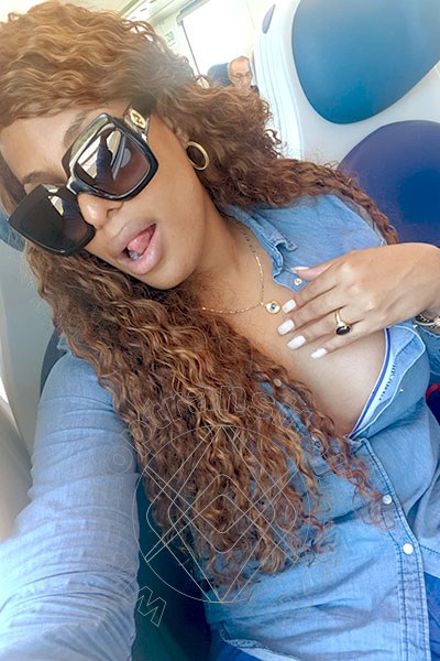 Foto selfie 18 di Beyonce trans Bari