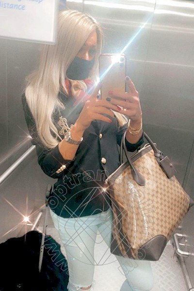 Foto selfie 425 di Pamy La Diva Stellare trans Losanna