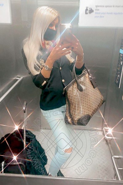 Foto selfie 421 di Pamy La Diva Stellare trans Losanna