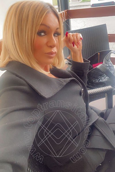 Foto selfie 35 di Pamy La Diva Stellare trans Losanna