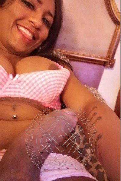 Foto selfie hot 2 di Letizia trans Villa Rosa