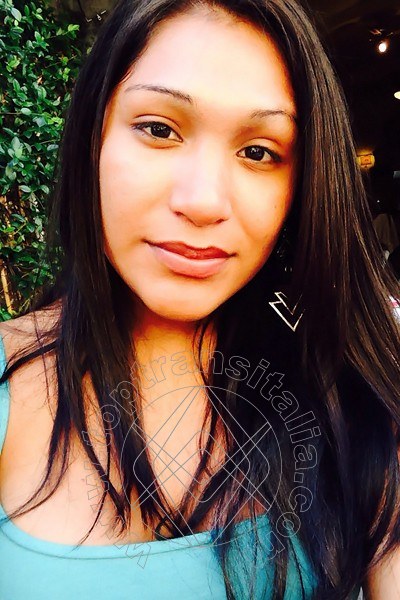 Foto selfie 31 di Pocahontas Vip trans Olbia