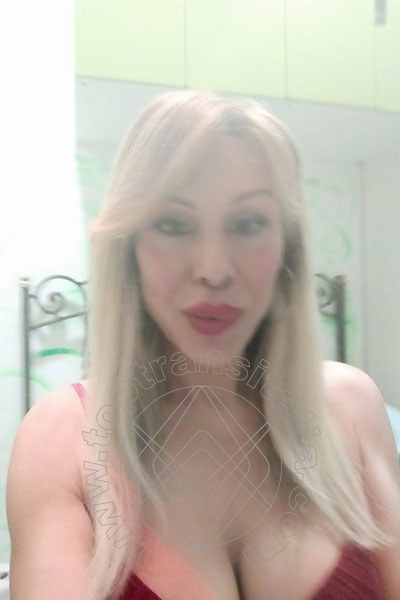 Foto selfie 9 di Andressa trans Riccione
