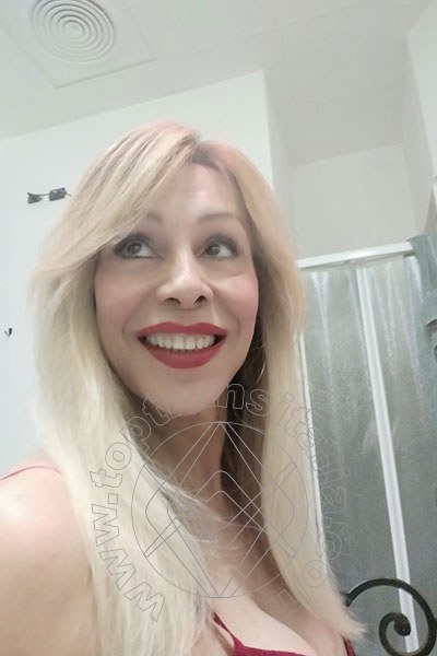 Foto selfie 8 di Andressa trans Riccione