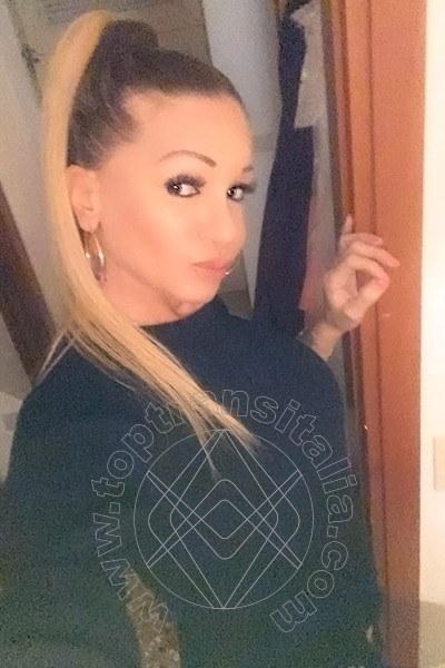 Foto selfie 504 di Pamy La Diva Stellare trans Losanna