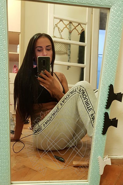 Foto selfie 49 di Cassidy Ferraro trans Vibo Valentia