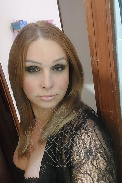 Foto selfie 18 di Karina Motta trans Pesaro