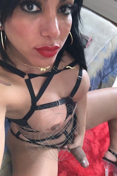 Foto selfie hot 3 di Aylla Gattina Pornostar trans San Paolo