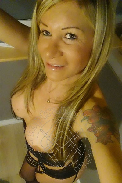 Foto selfie 1384 di Pamy La Diva Stellare trans Losanna