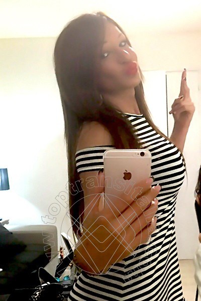 Foto selfie 1382 di Pamy La Diva Stellare trans Losanna