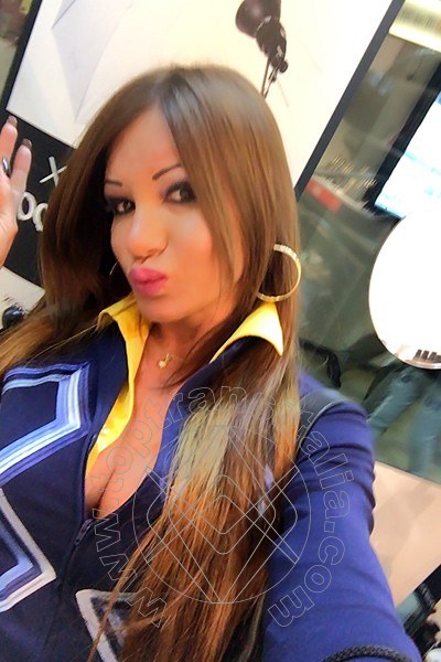 Foto selfie 1294 di Pamy La Diva Stellare trans Losanna