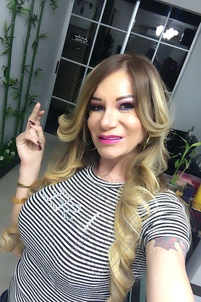 Foto selfie 1285 di Pamy La Diva Stellare trans Losanna
