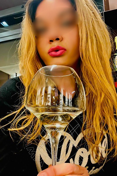 Foto selfie 3 di Daphne trans Mira