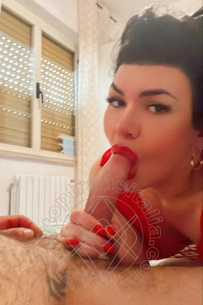 Foto selfie hot 2 di Antonella Spagnola trans Novara