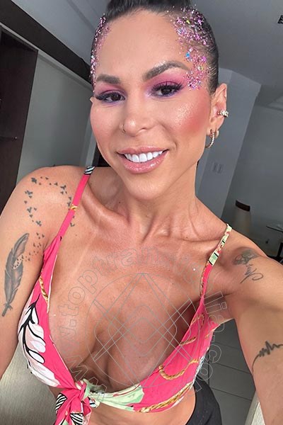 Foto selfie 20 di Bruna Dantas trans Roma