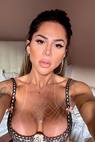 Foto selfie 17 di Bruna Dantas trans Roma