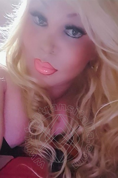 Foto selfie 54 di Roxanne trans Crotone