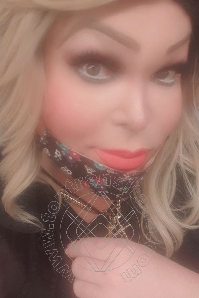 Foto selfie 49 di Roxanne trans Crotone