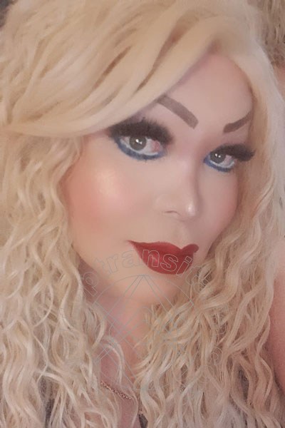 Foto selfie 42 di Roxanne trans Crotone