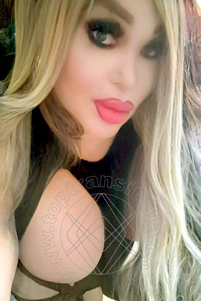 Foto selfie 13 di Roxanne trans Crotone