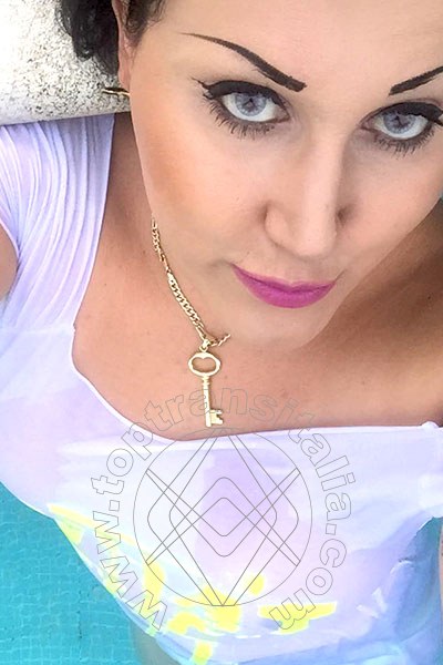 Foto selfie 16 di Monica B trans Scalea