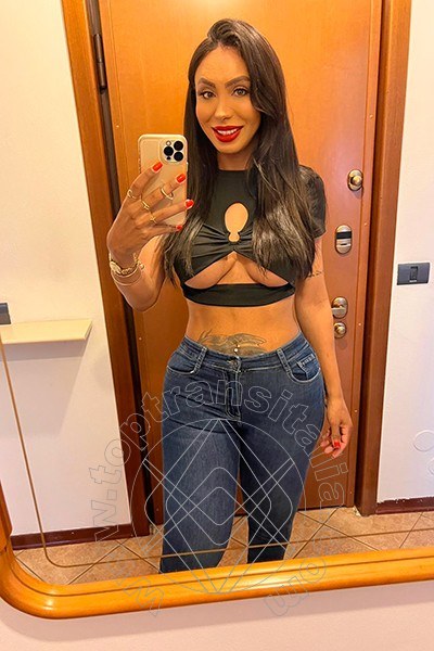 Foto selfie 19 di Thayys Castro trans Verona