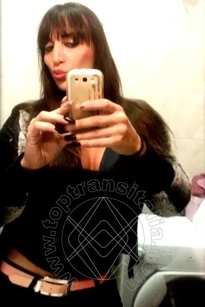 Foto selfie 20 di Alessandra Dior trans Isernia