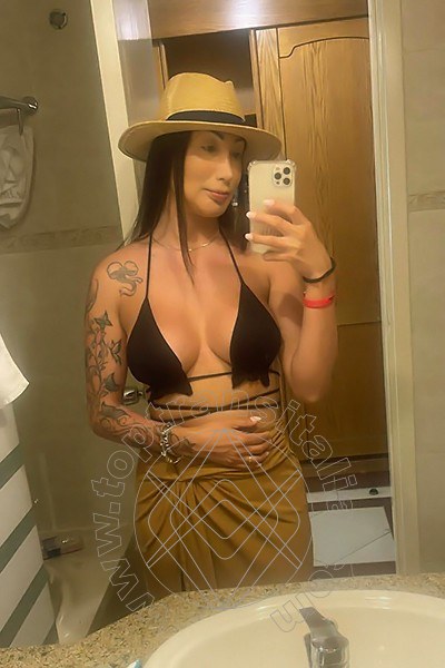 Foto selfie 11 di Raphaela Martins Pornostar trans Napoli