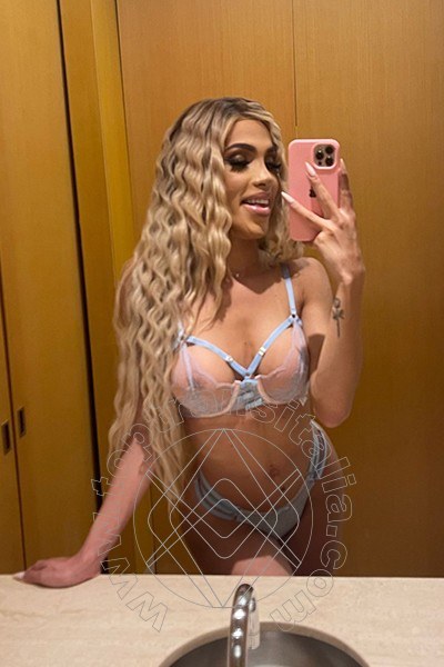 Foto selfie 8 di Sofia Rabello trans Milano