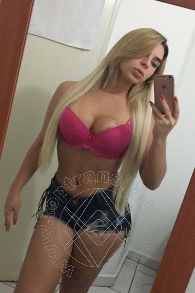 Foto selfie 8 di Carol Penelope Pornostar trans Carpi