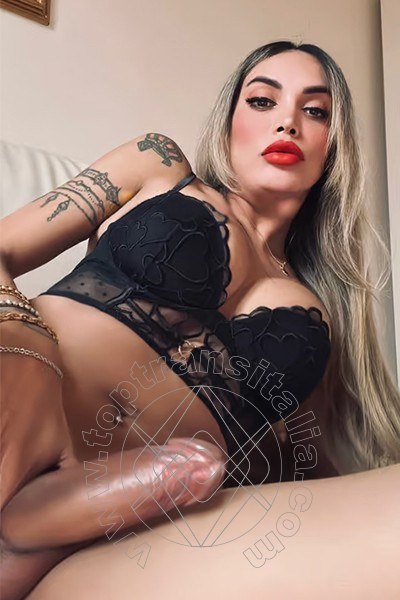 Foto selfie hot di Evelyn Dior trans Roma