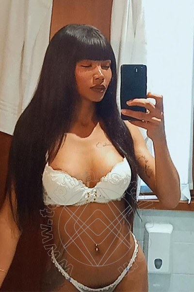 Foto selfie 17 di Sara Souza trans Salerno