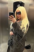 Foto selfie di Chanel Tx trav Como
