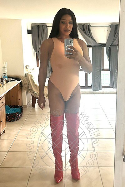 Foto selfie 66 di Adriana trans Roma