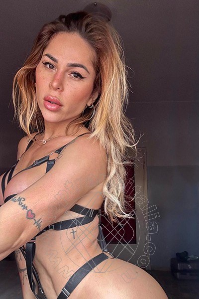Foto selfie 2 di Bruna Dantas trans Roma