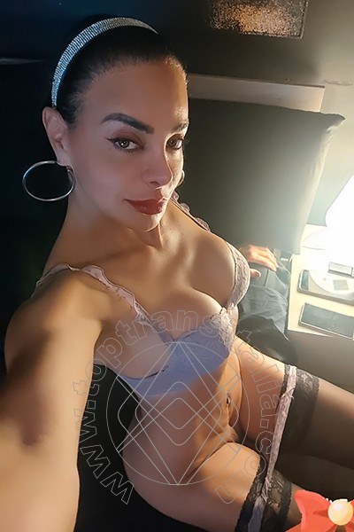 Foto selfie hot 3 di Kartika trans Brescia