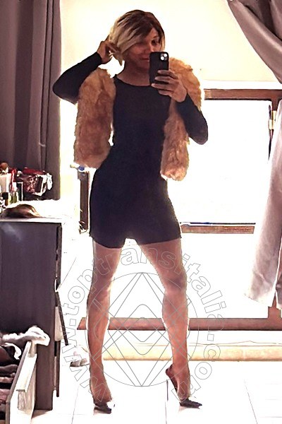 Foto selfie 25 di Adriana trans Roma