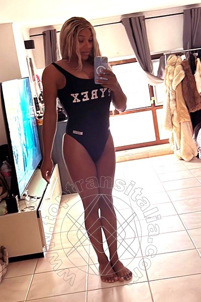 Foto selfie 26 di Adriana trans Roma