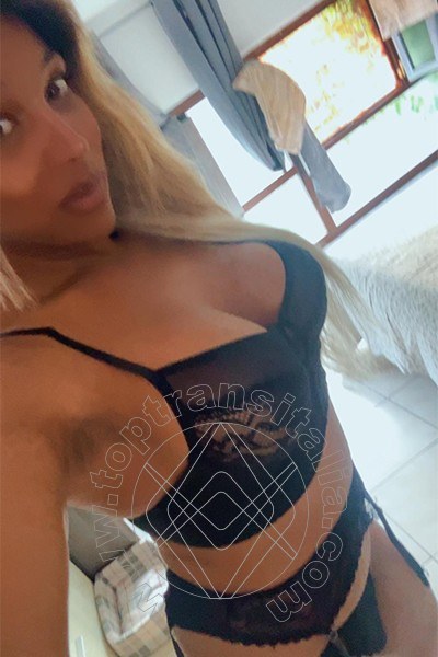 Foto selfie 24 di Adriana trans Roma