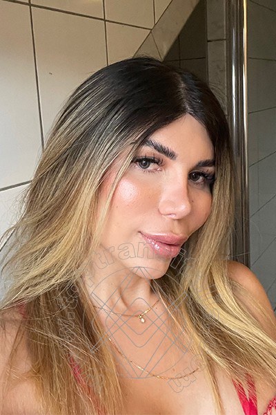 Foto selfie di Camila Ts trans Coira