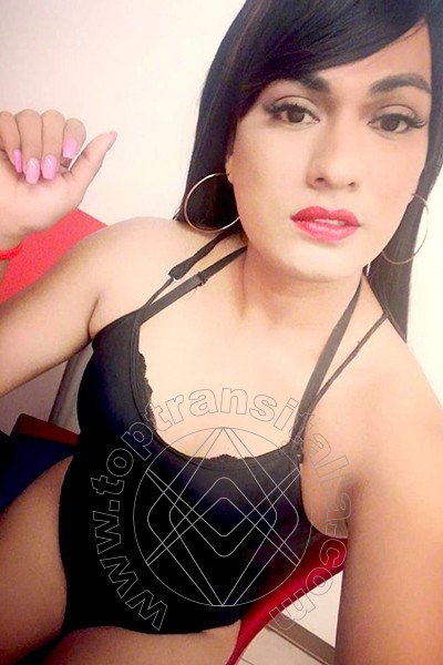 Foto selfie 30 di Niki Mazziotti trans Napoli