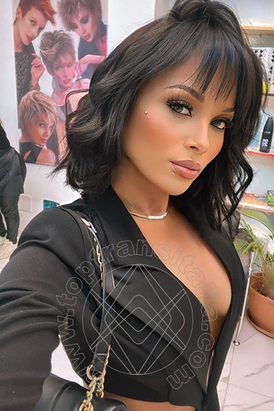 Foto selfie 19 di Rafaela Bastos trans Rimini