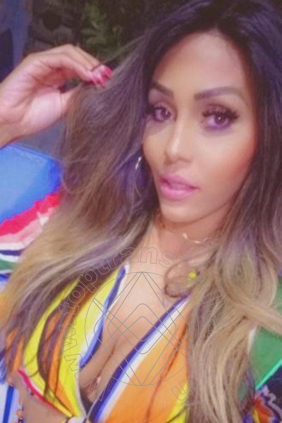 Foto selfie di Nicolly Hilton trans Somma Lombardo