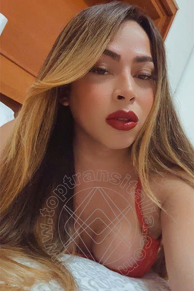 Foto selfie di Jasmine Ferreira trans Torino